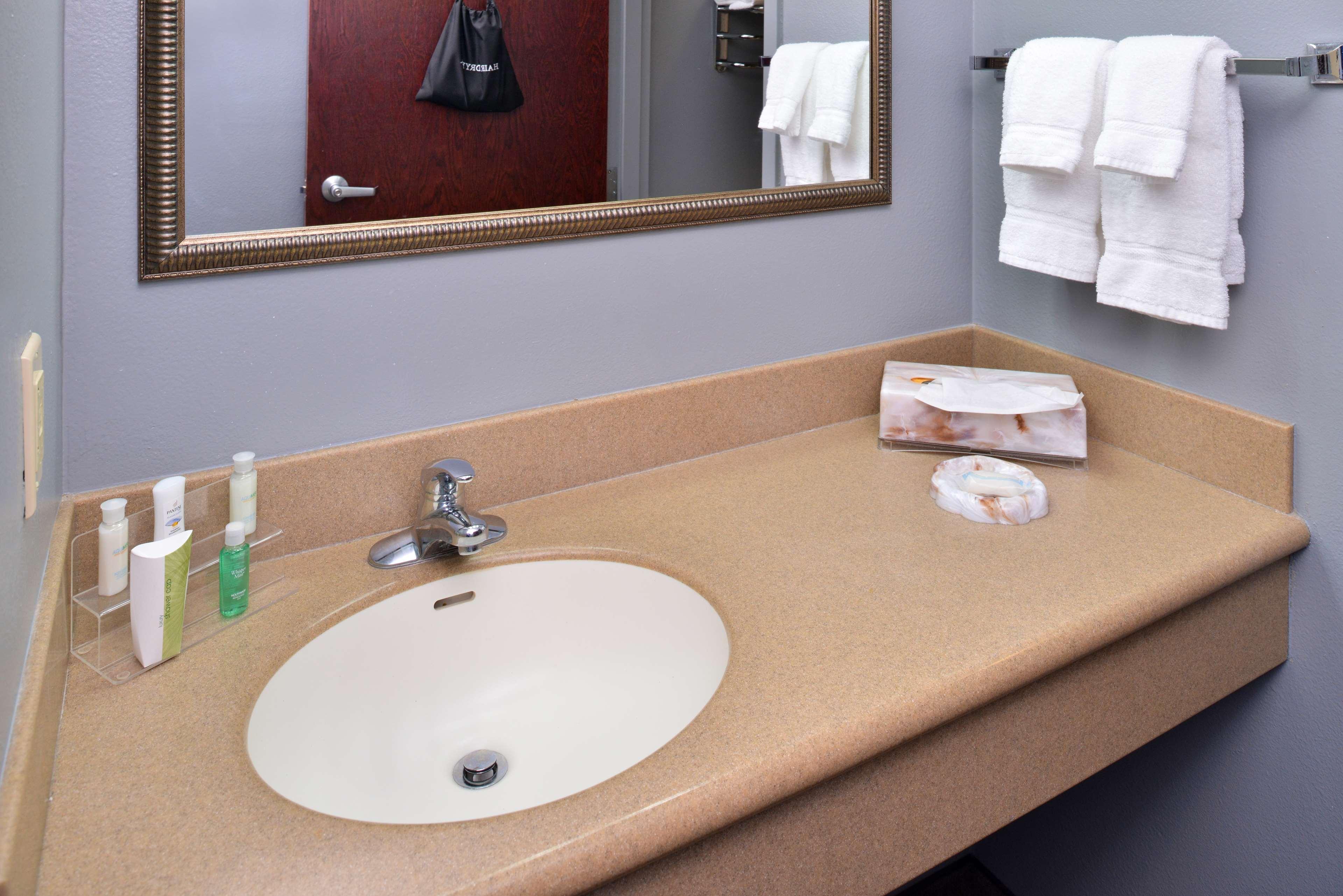 Best Western Plus Two Rivers Hotel & Suites Demopolis Exterior photo